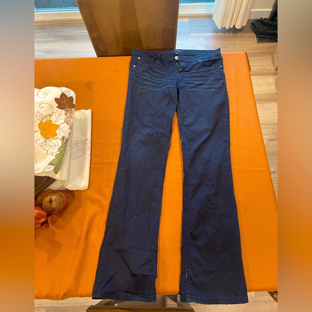 STS Blue Boot Jeans Size 9